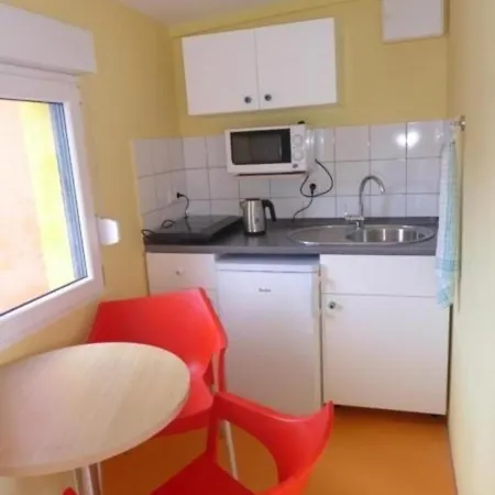 Ferienhaus In Kallinchen Mit Terrasse, Garten Und Grill Holiday home Zossen